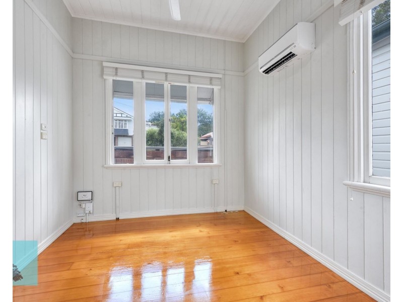 19 Laurel Street, Highgate Hill QLD 4101