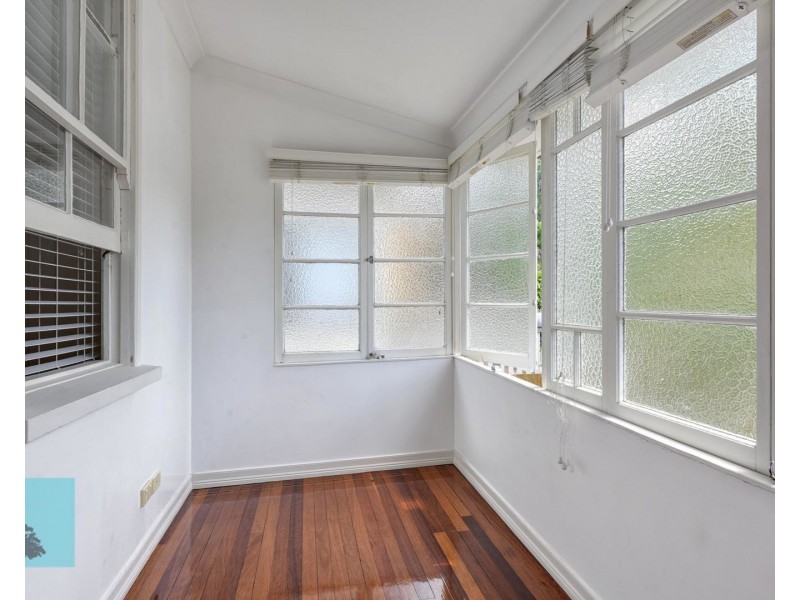 19 Laurel Street, Highgate Hill QLD 4101