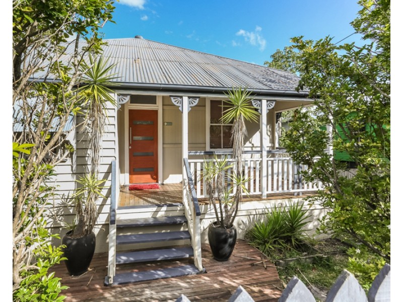 11 Ellen Street, Albion QLD 4010