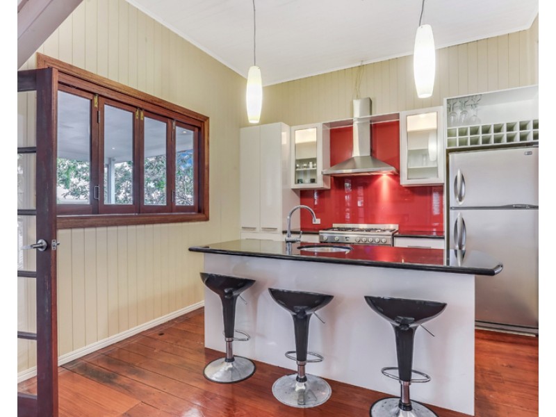 11 Ellen Street, Albion QLD 4010