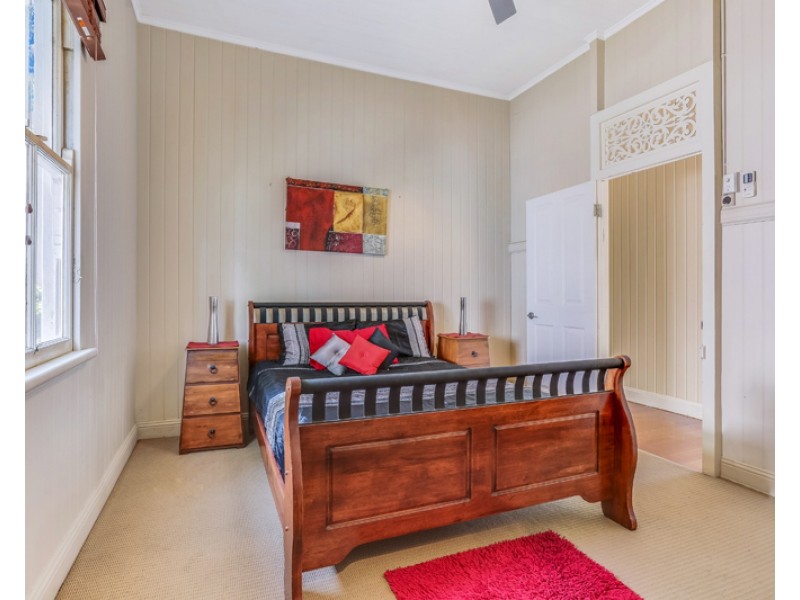 11 Ellen Street, Albion QLD 4010