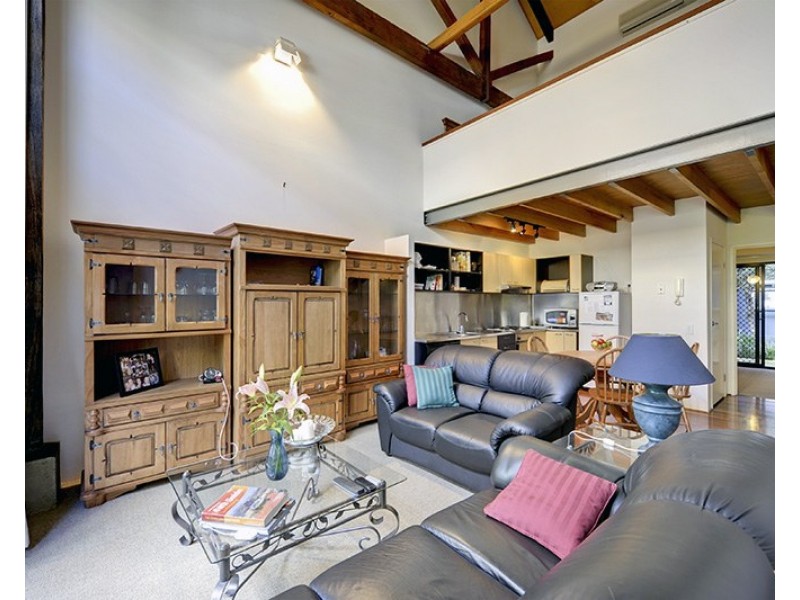 139 Commercial Road, Teneriffe QLD 4005