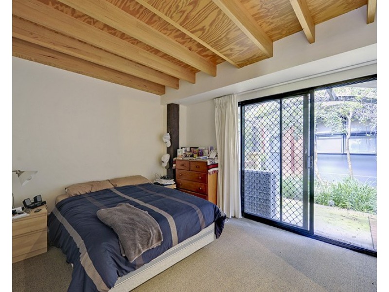 139 Commercial Road, Teneriffe QLD 4005