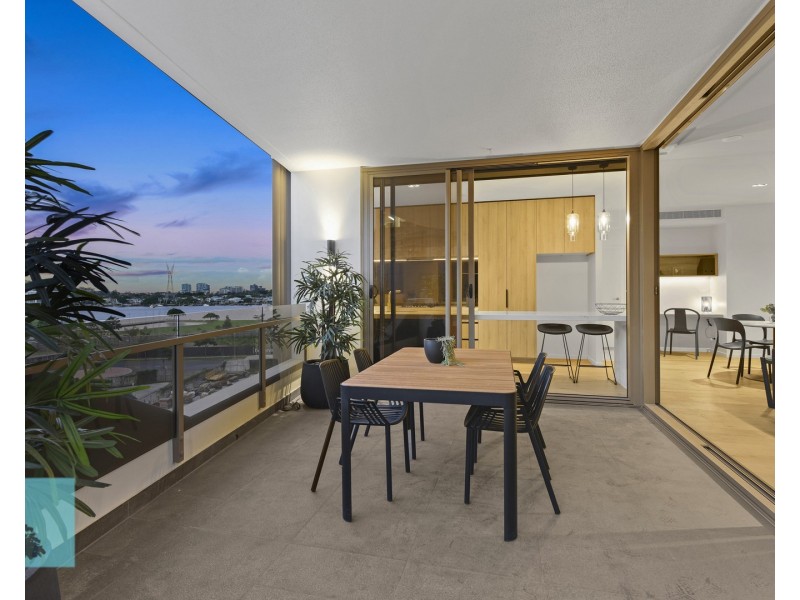 414/18 Longland Street, Newstead QLD 4006