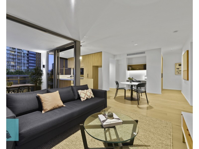 414/18 Longland Street, Newstead QLD 4006