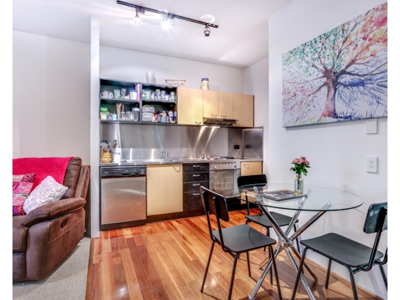 139 Commercial Road, Teneriffe QLD 4005