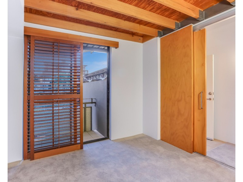 139 Commercial Road, Teneriffe QLD 4005