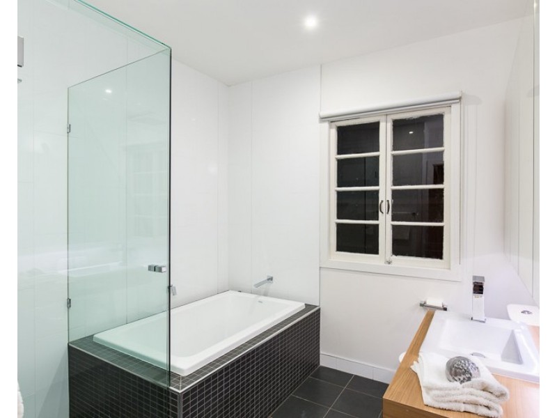 54 Wongara Street, Clayfield QLD 4011