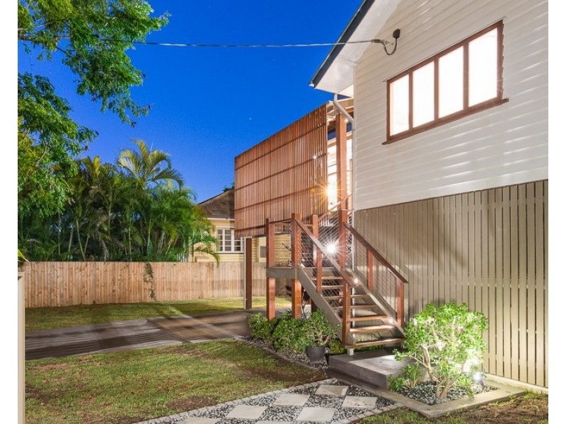 54 Wongara Street, Clayfield QLD 4011