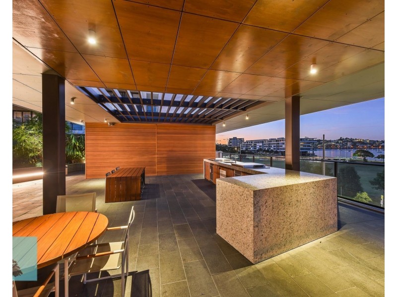 48 Skyring Terrace, Newstead QLD 4006