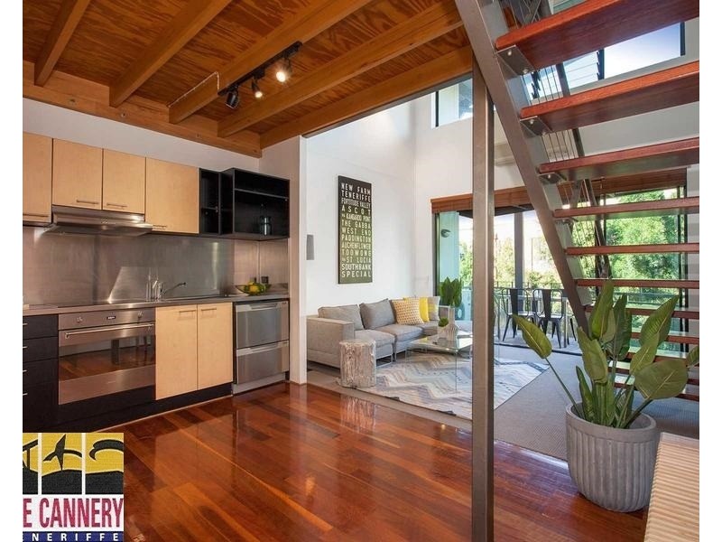 139 Commercial Road, Teneriffe QLD 4005