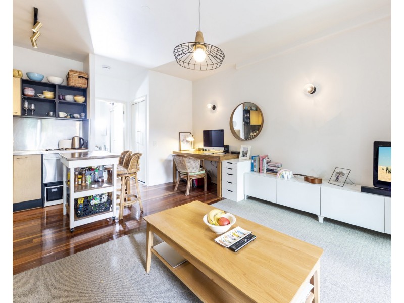 139 Commercial Road, Teneriffe QLD 4005