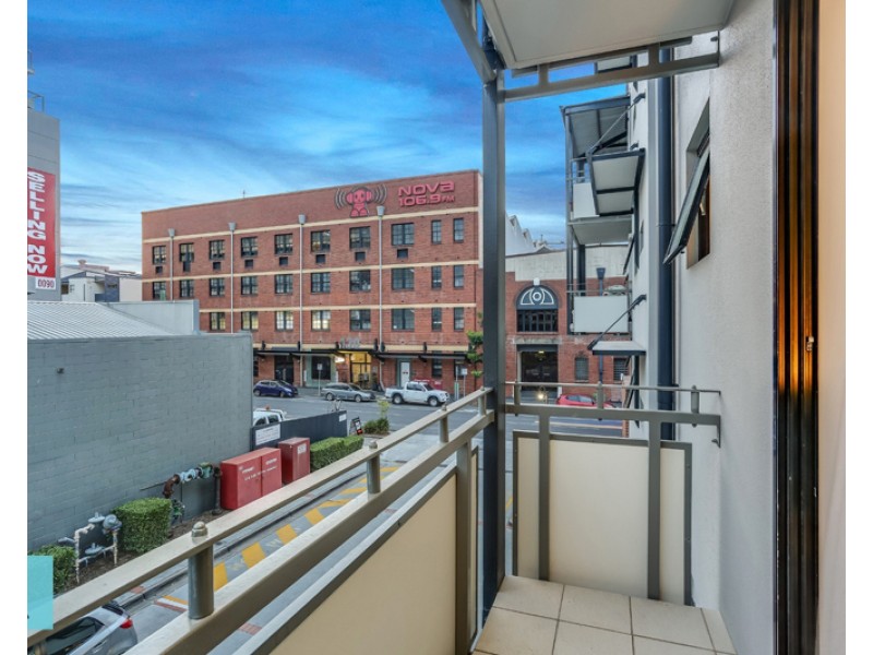 139 Commercial Road, Teneriffe QLD 4005