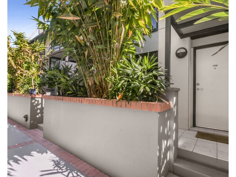 139 Commercial Road, Teneriffe QLD 4005