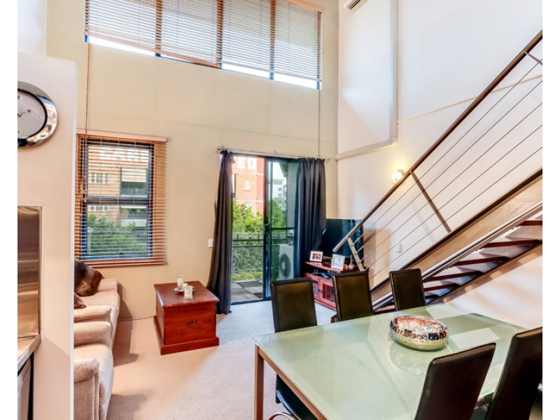 139 Commercial Road, Teneriffe QLD 4005