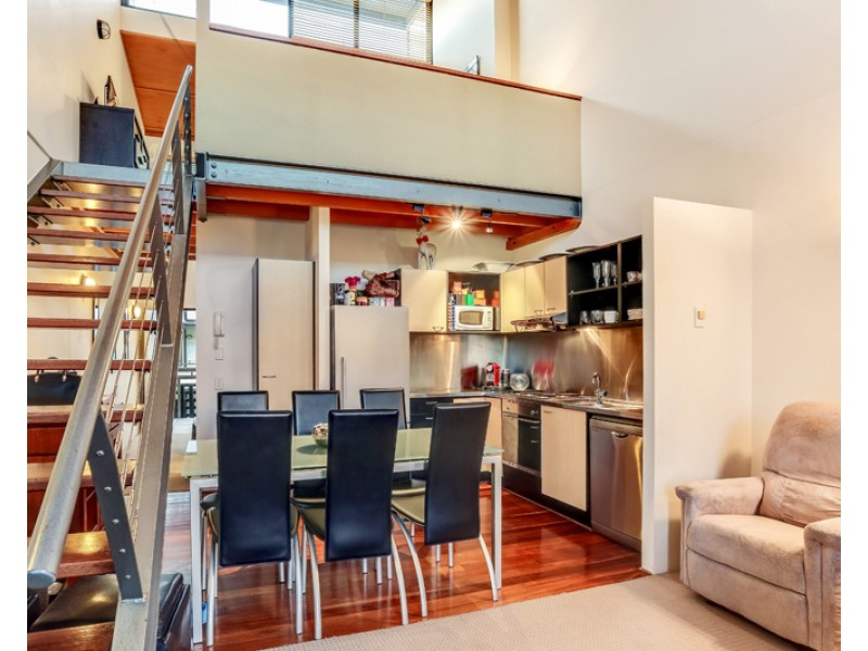 139 Commercial Road, Teneriffe QLD 4005