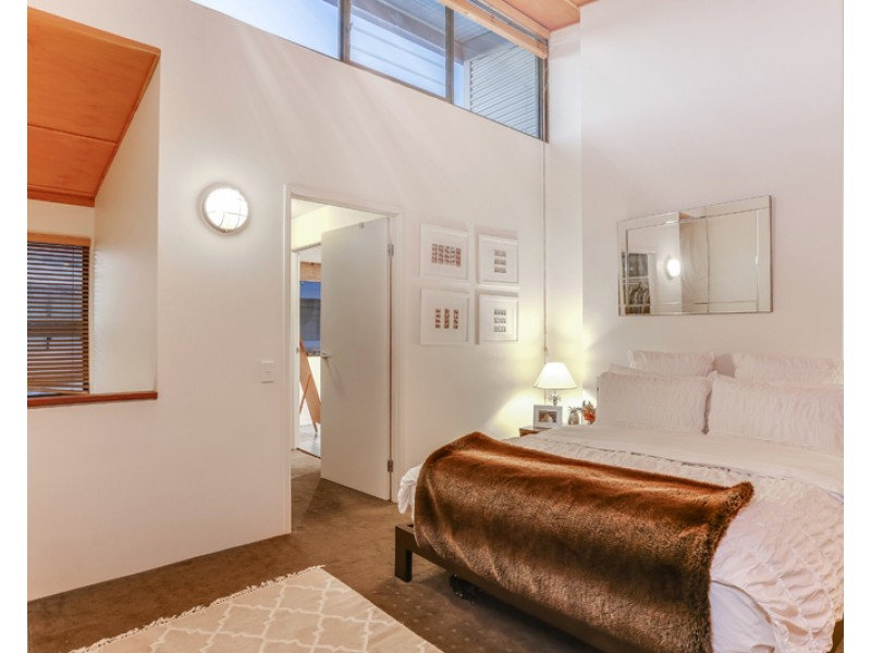 139 Commercial Road, Teneriffe QLD 4005