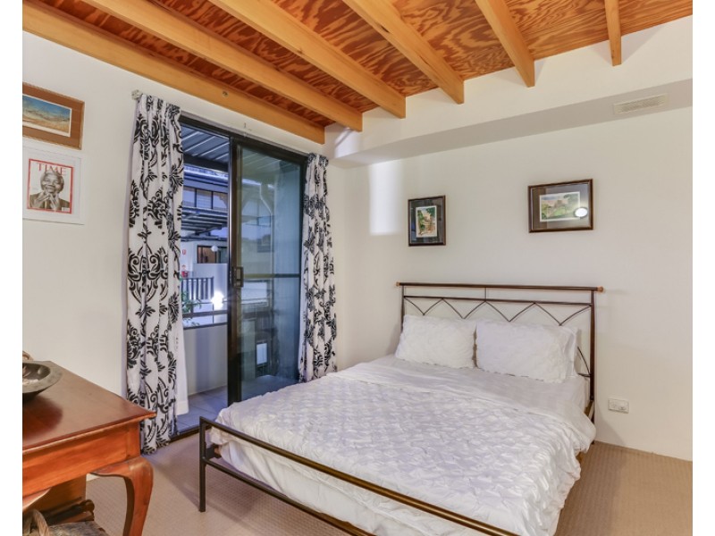 139 Commercial Road, Teneriffe QLD 4005