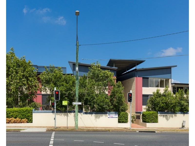 115 Nudgee Road, Hamilton QLD 4007