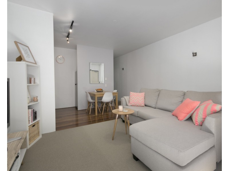 139 Commercial Road, Teneriffe QLD 4005