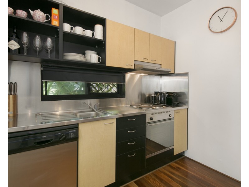 139 Commercial Road, Teneriffe QLD 4005