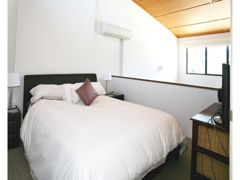 139 Commercial Road, Teneriffe QLD 4005