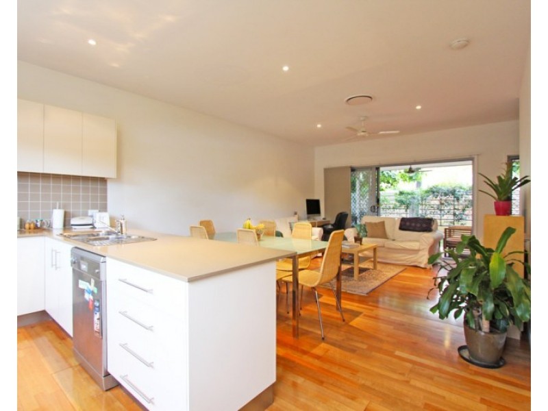 1/141 Grosvenor Street, Morningside QLD 4170