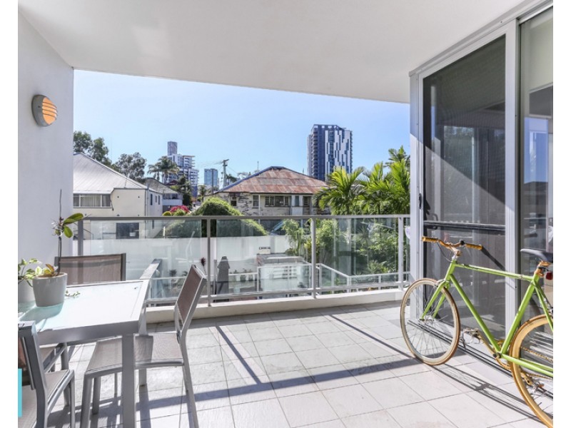 201/26 Mollison Street, West End QLD 4101