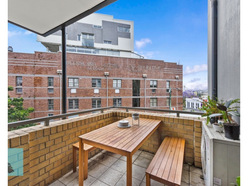 139 Commercial Road, Teneriffe QLD 4005