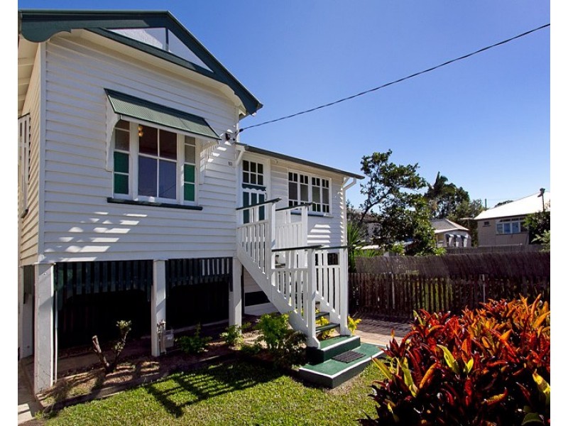 53 Baron Street, Greenslopes QLD 4120