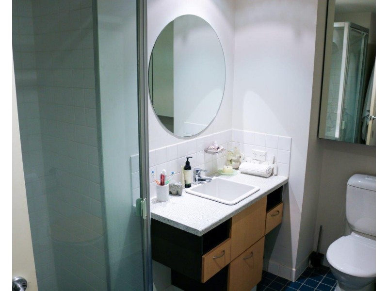 139 Commercial Road, Teneriffe QLD 4005