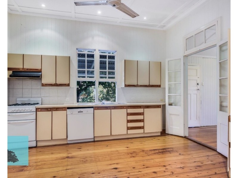 11 Sankey Street, Highgate Hill QLD 4101