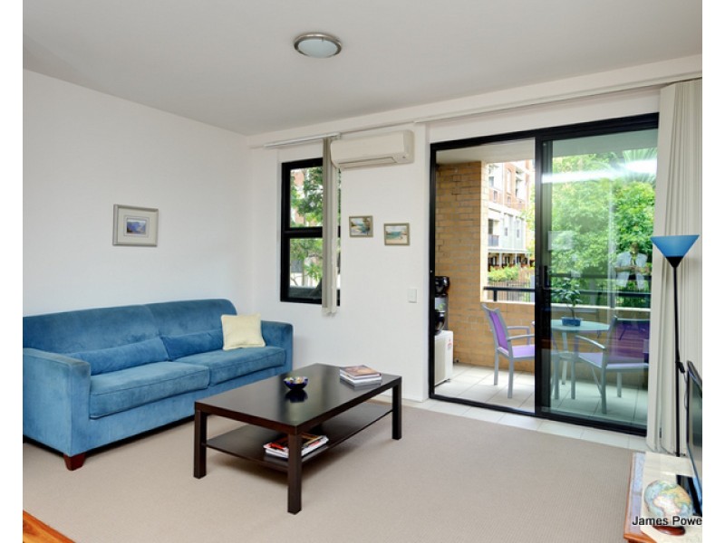 139 Commercial Road, Teneriffe QLD 4005