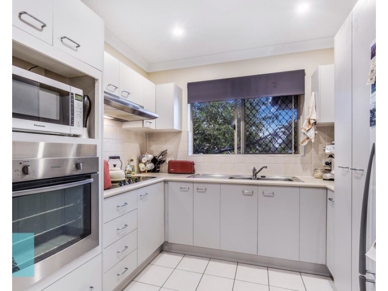 9/31 Collins Street, Clayfield QLD 4011
