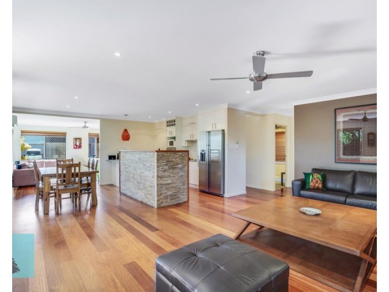 9 Pressland Street, Carseldine QLD 4034