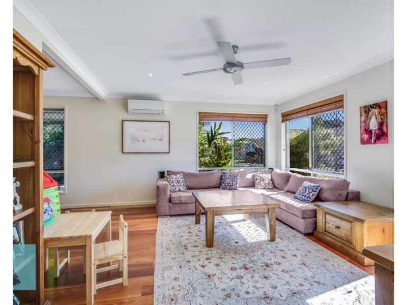 9 Pressland Street, Carseldine QLD 4034