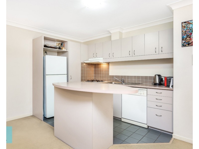20/32 Newstead Terrace, Newstead QLD 4006