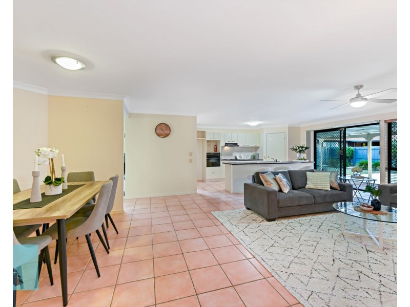 139 Kirralee Crescent, Upper Kedron QLD 4055