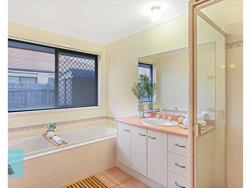139 Kirralee Crescent, Upper Kedron QLD 4055