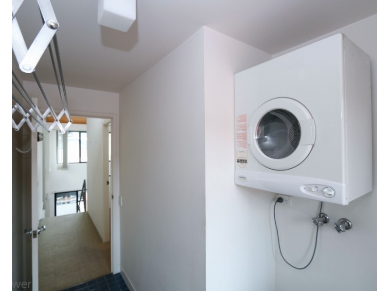 139 Commercial Road, Teneriffe QLD 4005