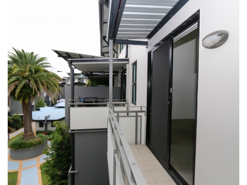 139 Commercial Road, Teneriffe QLD 4005