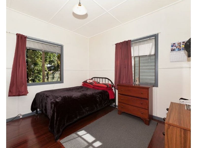 4 Beck Street, Clontarf QLD 4019