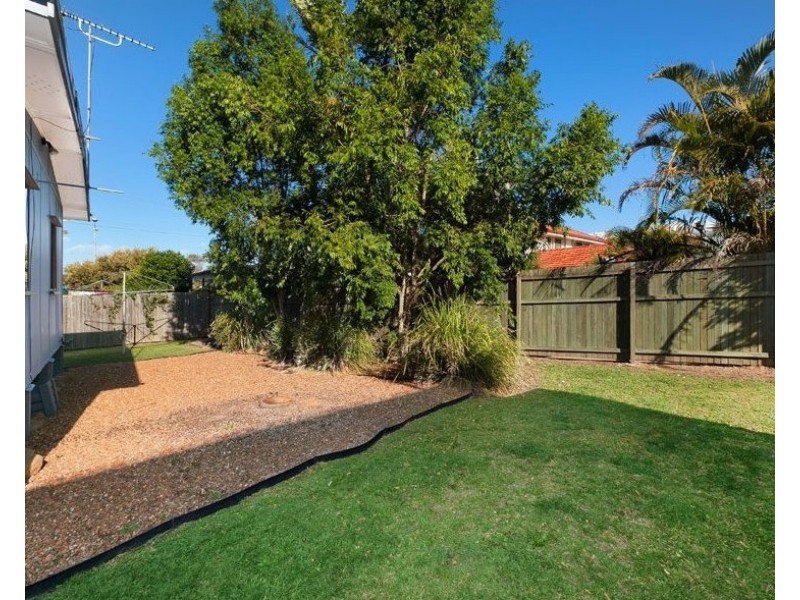 4 Beck Street, Clontarf QLD 4019