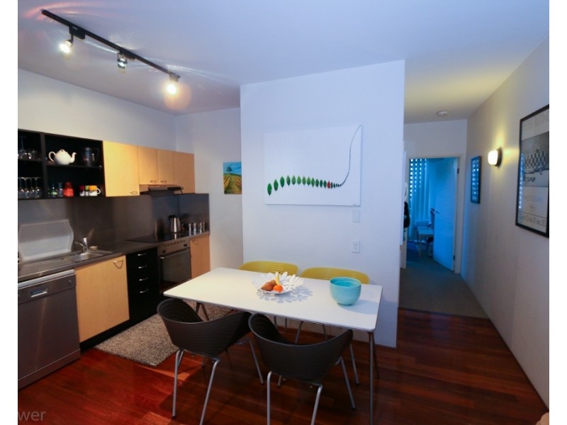 139 Commercial Road, Teneriffe QLD 4005