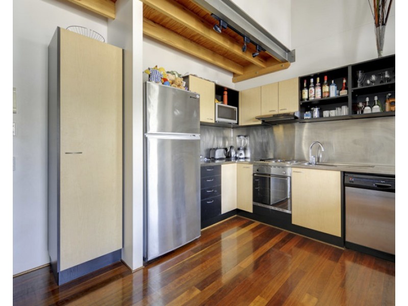 139 Commercial Road, Teneriffe QLD 4005