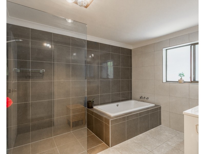 87 Belclare Street, The Gap QLD 4061