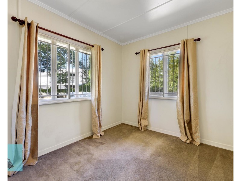 8 Bulli Street, Hendra QLD 4011