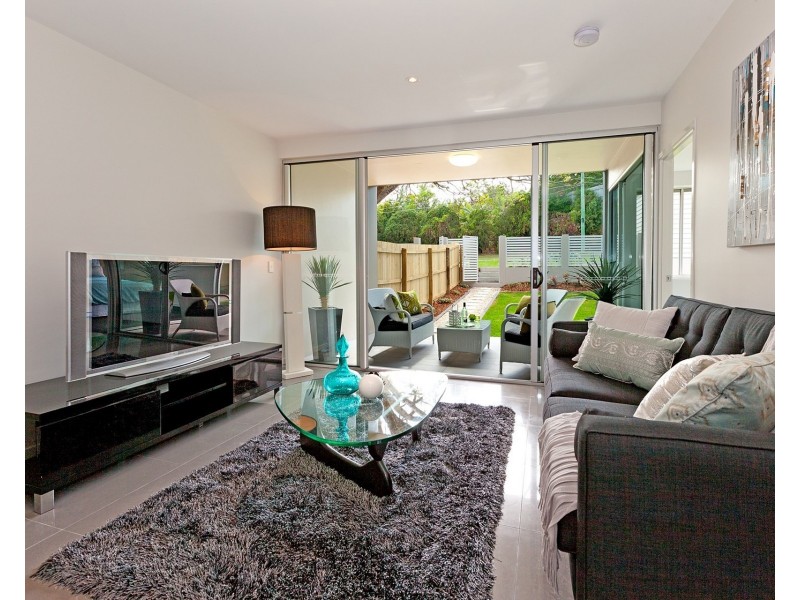 2/15 Kennington Road, Camp Hill QLD 4152