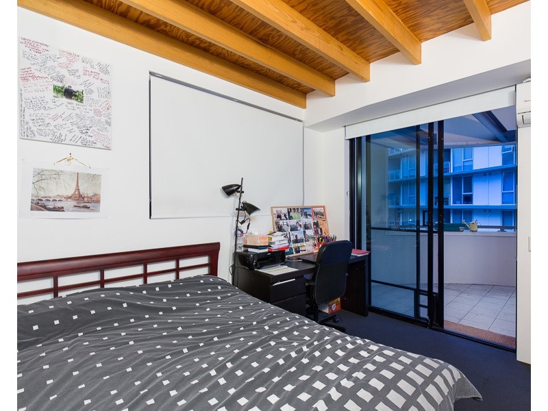 139 Commercial Road, Teneriffe QLD 4005