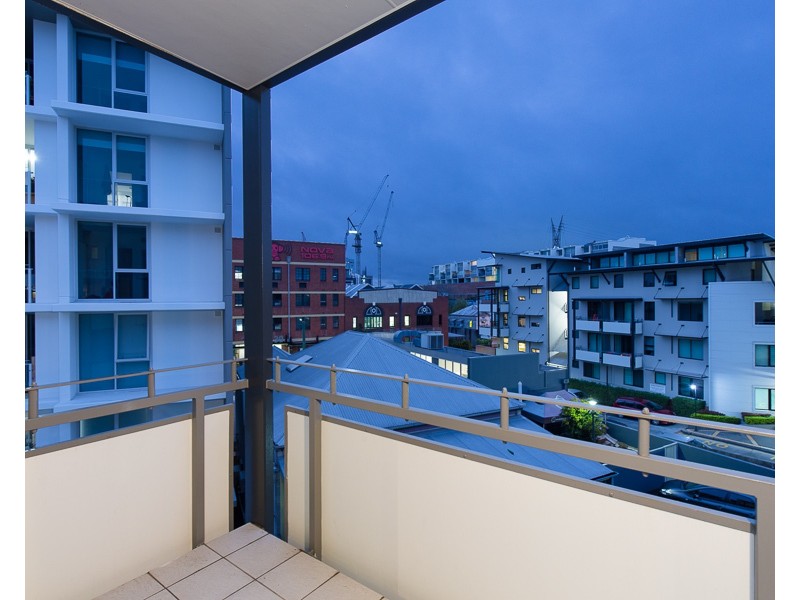 139 Commercial Road, Teneriffe QLD 4005